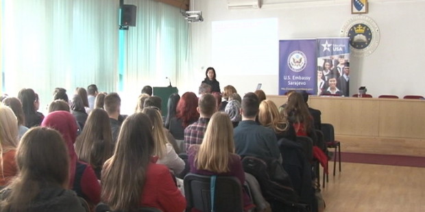 Predstavljeni stipendijski programi