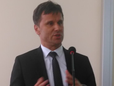 Novalić govorio zeničkim studentima