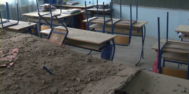 U školi u Tetovu otpao plafon u učionici