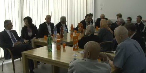 U Bolnici pregledi glave i vrata