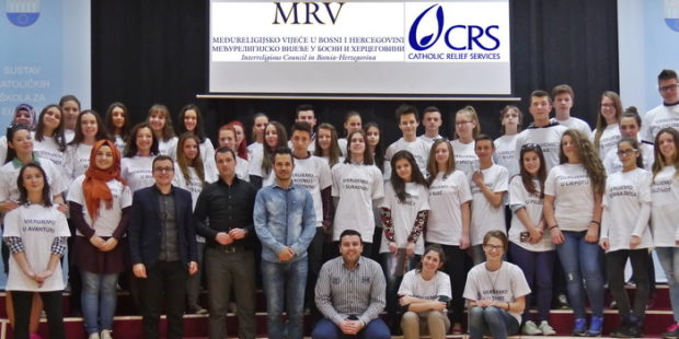 Mladi obišli vjerske objekte