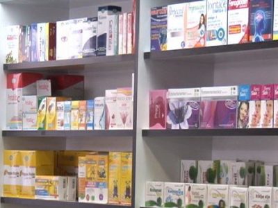 Kontrola pisanja lijekova sa esencijalne liste