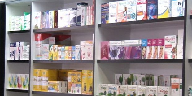 Kontrola pisanja lijekova sa esencijalne liste