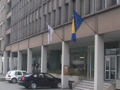 Lišen slobode zbog pokušaja podmićivanja