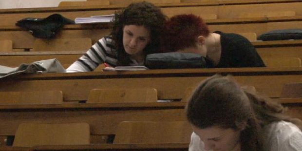 Na Univerzitetu skraćene nastavne aktivnosti