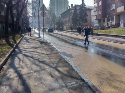 Pukla vodovodna cijev na rondou Mokušnice