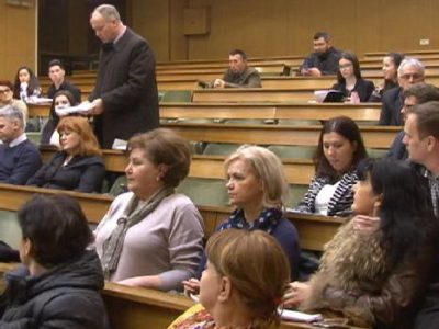 Rasprave o Nacrtima Zakona o osnovnoj i srednjoj školi