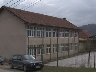 Smrt učenice OŠ Arnauti uzrokovana meningokoknom sepsom