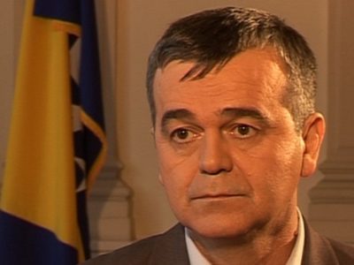 Preminuo novinar Esad Hećimović