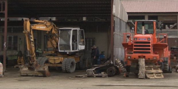 Firma KOMGRAD-ZE gubi poslove,ugovor na provjeri