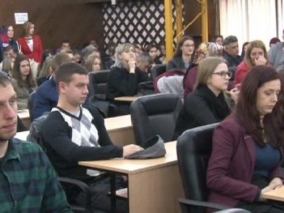Uručena rješenja o dodjeli boračkih stipendija