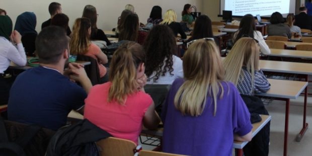 Objavljen Konkurs za upis brucoša na fakultete UNZE