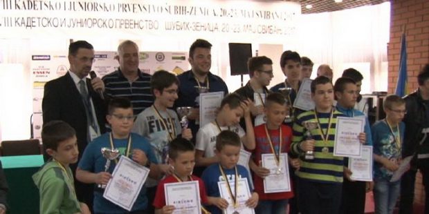 Uspjeh mladih zeničkih šahovskih nada