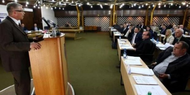 Inicijativa zastupnika Edhema Fejzića za prihvatanjem zaduženja na Plavu vodu