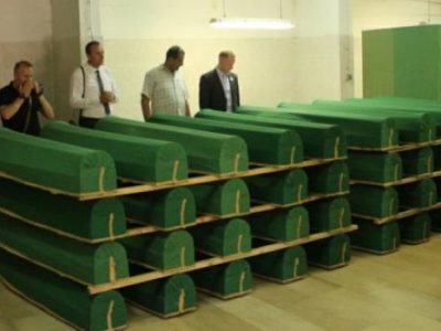 Delegacija Zeničko-dobojskog kantona odala počast žrtvama genocida u Srebrenici