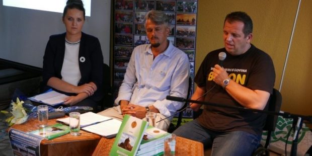 Batonove priče promovisane u Konjicu