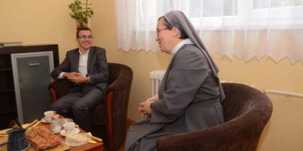OMS: Kenanu Hodžiću dodijeljena Zenička povelja mira